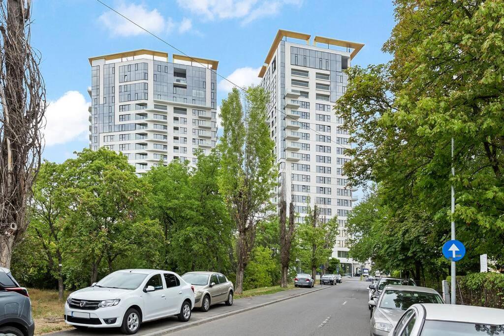 Floreasca Apartament On Business Centre Bucharest Luaran gambar